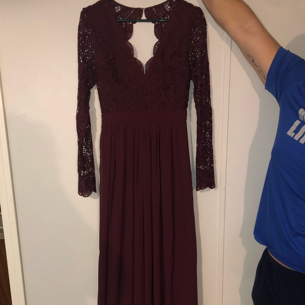 Lulus lace maxi dress